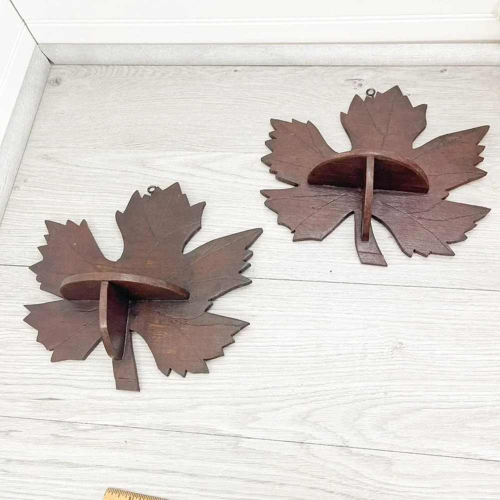 Vintage Maple Leaf Wooden Shelf Set: Mid-Century‎ Modern Decor